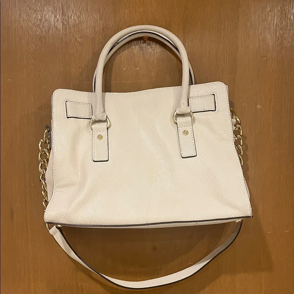 Michael Kors Hamilton Crossbody -Cream - Picture 3 of 9